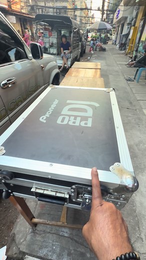 Beginner DJ Tips: Setting Up Your Equipment