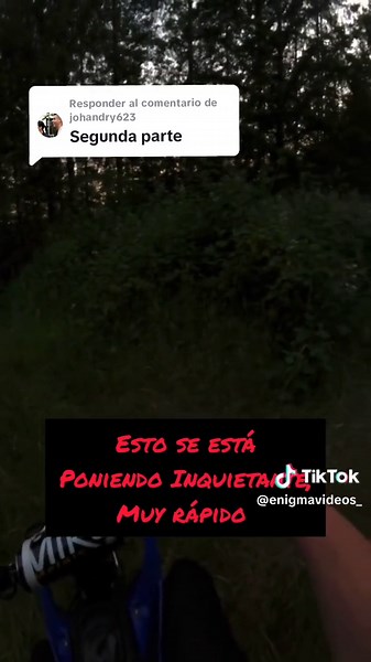 Motorista Descubre una Trampa de Skinwalkers en un Camino Inquietante