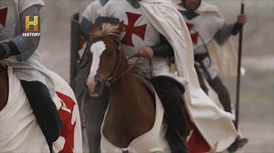 597K views · 16K reactions | #LaEvidenciaEstáEntreNosotros Todos amamos las espadas mágicas, la Excalibur de Arturo, el Dardo de Bilbo Bolsón y la espada de Gryffindor de Harry Potter. Ahora, imagina una espada real cuya magia radica en su propia historia, una historia escrita en una lengua olvidada, imposible de descifrar. ¿Qué secretos oculta esta arma, y qué poder podría guardar?  Todo esto y más en tu pantalla de History | HISTORY | Facebook