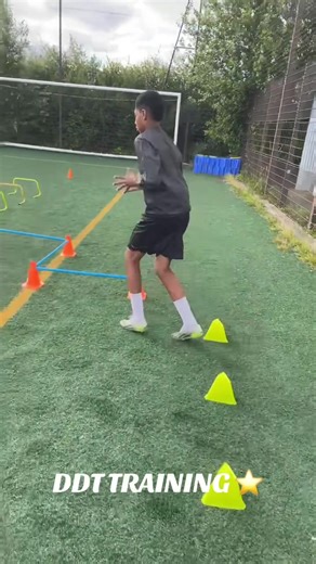 DDT TRAINING ⭐️ Pré saison ⚡️🔥 #type #typ #pourtoi #skills #tiktok #psg #fyp #fypdong