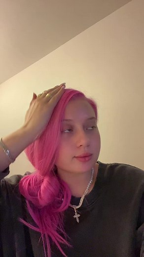 Vibrant Pink Hair Styling Tips You Need to Try