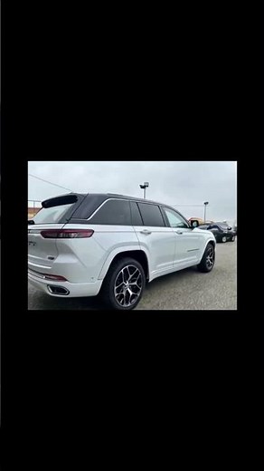💁‍♂️ Why Did Jeep Make the Grand Cherokee 2.0 PHEV? 🤦‍♂️