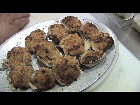 Classic Mexican Stuffed Clams