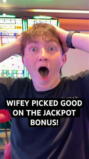 Wifey knows how to pick em 😏 #slots #casino #gambling #slotmachine #comedy