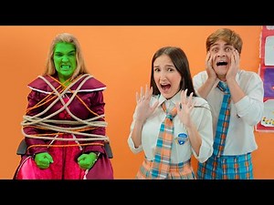 LUCCAS TOON EM ALUNOS DA ESCOLA CAPTURARAM A PANDORA