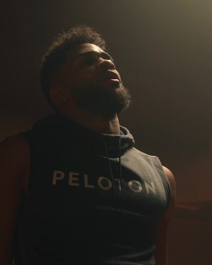 "Float like a butterfly, I'm gonna sting like a bee" 🥊 Comin' to Peloton 1/28.. get the app - www.onepeloton.com/ | Eminem