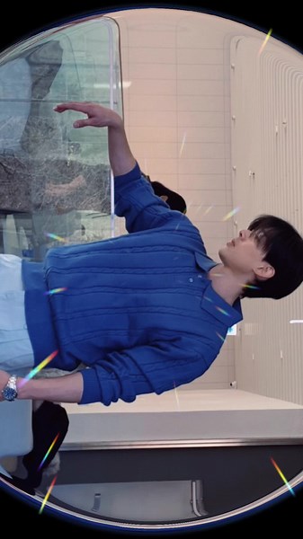 🤪 . . . . . 😎지한 - ji han - ジハン(じはん)😝 🤩배우 - actor - 俳優(役者)😜 🥳모델 - model - モデル🤪 韓国で俳優&モデルとして活動しています。 日本で俳優&モデル活動するまで！ がんばって！ I work as an actor and model in Korea. Until you become an actor and model in Japan! Fight! I want to model in other countries 我在韓國以演員&模特身份活動。 直到在日本做演員&模特爲止！ 加油！我想在其他國家做模特兒。 يعمل في كوريا الجنوبية كممثل و عارضة أزياء. إلى أن أصبح ممثلا وعارضة أزياء في اليابان! أحسنت! أريد أن أكون عارضة أزياء في بلدان أخرى. Soy actor y modelo en Corea. Actores y modelos en Japón. ¡Pele