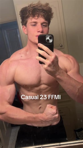 Front lighting btw. #gym #gymtok #ffmi #fyp #frame | frame