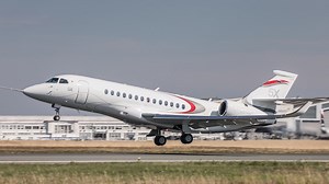 Falcon 5X makes first flight