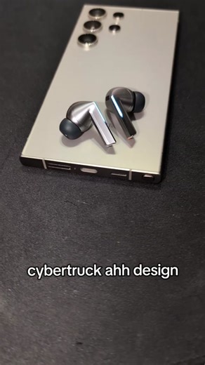 these sharp edges give me cybertruck vibes they look so good #samsung #s24ultra #buds3pro #galaxybuds #cybertruck #design #android #tech #techtok #techdude99