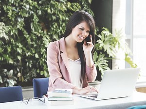 If You Hate Telemarketers, You'll Love This Robot Designed to Waste Their Time