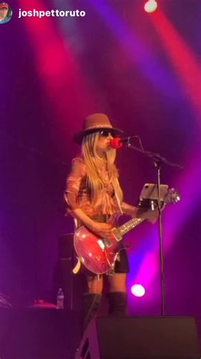 3.6K views · 1.6K reactions | Rescue me / sinners live in Florida ️懶懶懶 | orianthi | Facebook