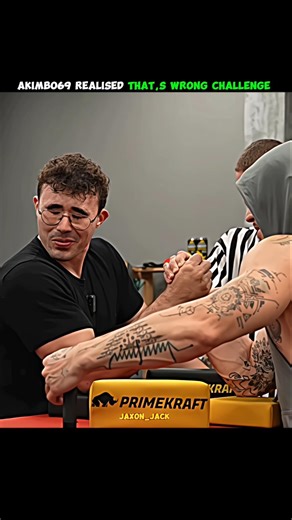 😱AKIMBO69 REALISED THAT IS WRONG CHALLENGE#armwrestling#sports