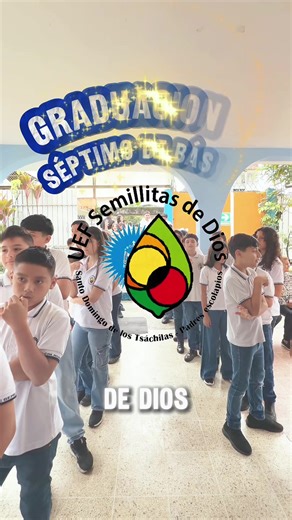 La UE Semillitas de Dios celebró con orgullo la culminación de la Educación General Básica de 66 estudiantes de séptimo A y B. En una emotiva ceremonia, acompañados por autoridades, docentes y familias, nuestros estudiantes cerraron una etapa fundamental de su formación, marcada por el esfuerzo, los valores y el compromiso compartido entre escuela y hogar. Hoy inician un nuevo camino con bases sólidas, sueños por cumplir y la certeza de que la educación abre puertas y transforma vidas. ✨ ¡Que vi