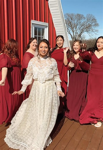 Bridal Party Moments: Celebrating Love and Friendship