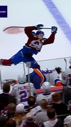 Nathan MacKinnon ➡️ Alexander Romanov • #HFHits Avalanche 🆚 Islanders • 2024 OCT 14 | hockeyfights.com