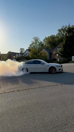 ДАНИК | How clouds are made | Instagram