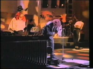 Thompson Twins - You take me up live - 1984