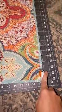 Watch me take two pillow shams and make a cute tote bag. #diy #sewing #sewingtutorial #diytotebag