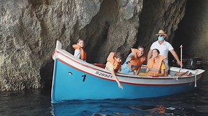¿Todavía no os habéis ido de viaje? 🤨 Malta es un lugar ideal para visitar con niños. 👨‍👩‍👧‍👦 Las islas os esperan para vivir un montón de aventuras. ¿Preparados para disfrutar de los mejores planes? #moretoexplore | Visit Malta