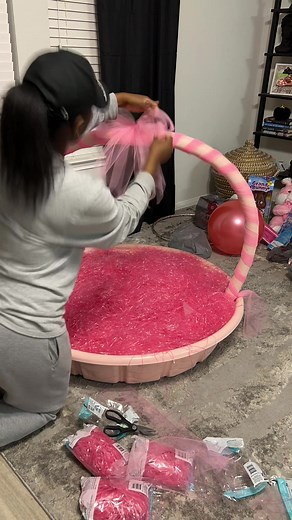 DIY Oversized Easter Basket Tutorial