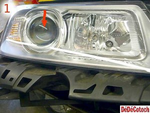 Remplacement d’une lampe de feu de croisement (code) Renault Scénic II Phase 2