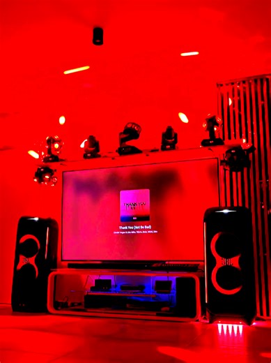 JBL PartyBox Ultimate: Elevate Your Sound Experience