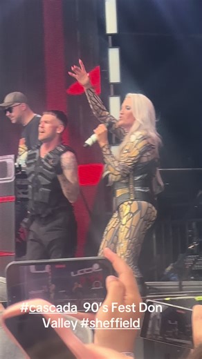 Cascada Live at 90s Fest in Sheffield