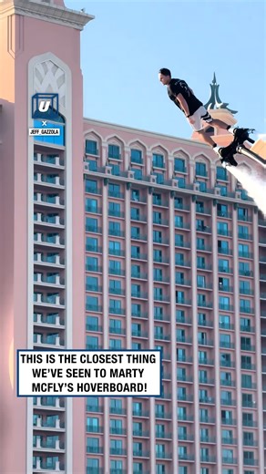 This flying board uses water to propel itself and looks like so much fun! 🔥💦 | UNILAD Tech