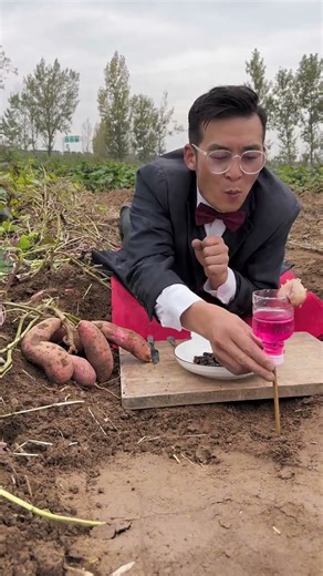 Having sweet potato sashimi today. Young people should really connect with high society more. #MainF