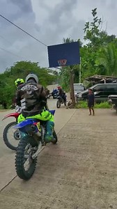 1.6M views · 10K reactions | Wa ramo kabalo pila ka takes na niya gi balik2x With my very buriton friend O.G 88 walang mintis kahit saan shoot 藍酪 | PEDRO Moto Vlog | Facebook