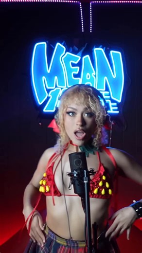 booqoo on Instagram: "🍄💕 Stream “Ride On” by Booqoo on All Platforms 💓 FLOWER GIVEAWAY 🍀🗽💨💕 come to Washington Square Park • Thurs. 1/22 @ 3pm to find CLOVER w/ me and @doonieshq.__ #420 🌎STRONGEST FLOWER IN THE WORLD 🗽 #nyc #booqoo #reels #giveaways scavengerhunt"