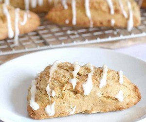 Air Fryer Glazed Pumpkin Scones