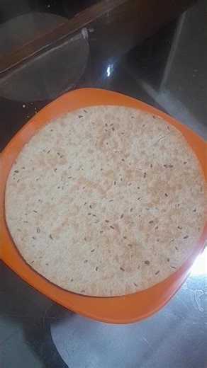 Roasted wheat crisps