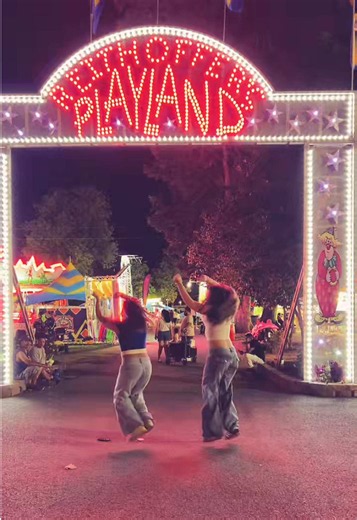 Fair Szn Dance Challenge: Blow This Up with Daisy_Cas