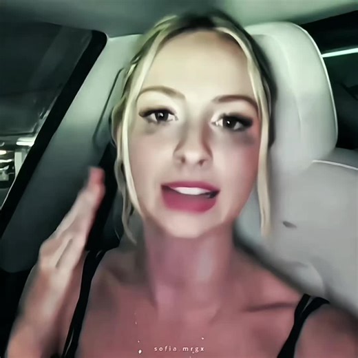 Brooke Monk Responds to Natalie Reynolds in Fun Slide Show