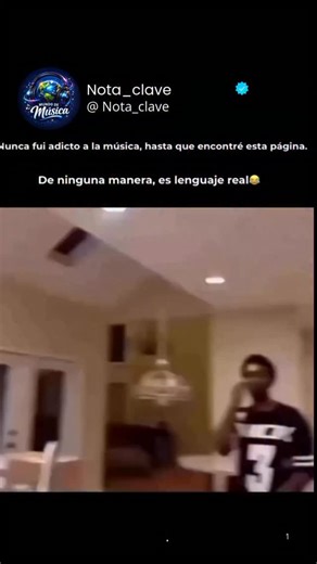 @nota_clave on Instagram: "Ray H nació el 31 de octubre de 2005 en Taiwán. Desde muy joven, desarrolló un interés por los videojuegos y la creación de contenido. Vio clips de Kai Cenat en Tik Tok antes de finalmente conocerlo, lo que jugó un papel importante en su ascenso a la fama en línea. En julio de 2023, mientras visitaba Japón, Ray tuvo un encuentro casual con Kai Cenat. Este encuentro rápidamente se volvió viral, con fotos y videos de su interacción difundiéndose por las plataformas de re