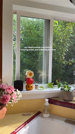 犯𥳐 use code SOGOOD for 25% off our fun ceramic vase! | ban.do | Facebook