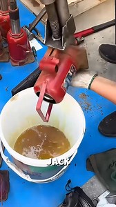 Hydraulic Jack Maintenance and Repair Procedure #HydraulicJack #WorkshopSafety #Maintenance | Katie's Soles