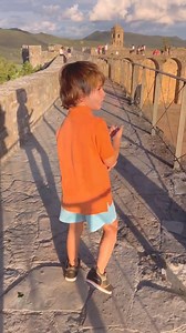 Last days of Summer I Todas las tendencias en moda infantil para el fin de la temporada (y el inicio de la siguiente)... están en la sección NIÑOS de nuestra web/app > https://showroomprive.onelink.me/ShSa/a9z6rnx9 ¡Gracias por el video @jennyfersm! #showroomprivespain #showroomby #modainfantil #kids | Showroomprive