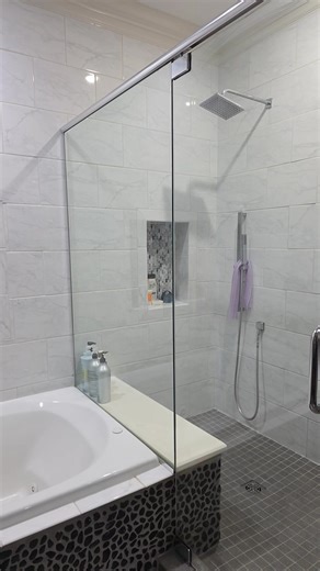 Fun fact, Brianna HATES cleaning bathrooms, but is so good detailing a kitchen. Ashli on the other hand, LOVES making a shower sparkle, but hates cleaning appliances in the kitchen. We are the perfect duo to any home clean. ✨️ | Ashli's Cleaning Service