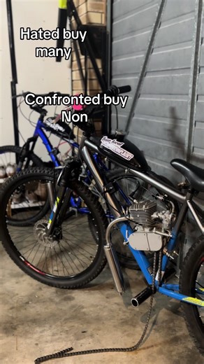 we me and Sam both built the moties #bt80🇲🇽 #illegalmodifedbiycle #fyppp#viralll#2smoker