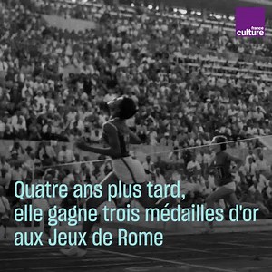 Paralysée par la poliomyélite à 10 ans, elle ne devait plus marcher. A 20 ans, elle devient la première femme triple médaillée d'or, en sprint, aux jeux olympiques de Rome. Découvrez Wilma Rudolph, la championne qui n’aurait jamais dû l’être. | TV5MONDE