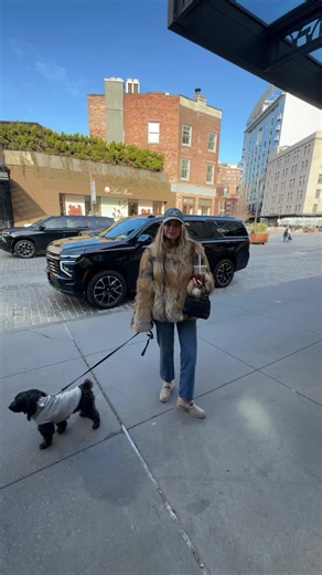 Fashion Spotlight: Styling an Elfa Beanie Coat