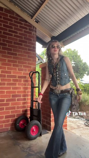 yeahyeah #70s #doubledenim #adelaide #80s #thrifted #ootd #flares