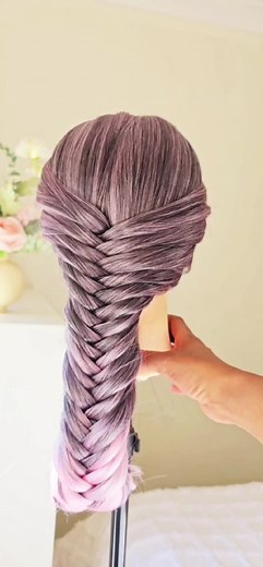 Trending Hairstyle You Must Try 2025 📈 #hairstyle2025 #foryou #trendinghairstyle #quickhairstyle #beautyhacks #2025tiktok #foryoupage #hairtutorial #shorts