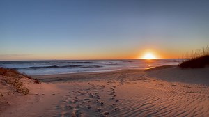 9.8K views · 1.2K reactions | Good Morning from OBX Sunrise February 8, 2024 41 degrees feels like 32 Nags Head NC Forrest st access 7:04 am | OBX Sunrise | Facebook