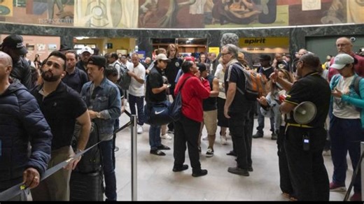 Worldwide internet outage causes flight delays and cancellations in New York and New Jersey