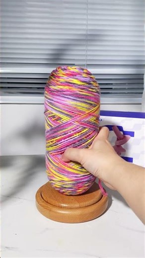 See how the Caydo Mini Yarn Winder turns yarn into compact yarn cakes!