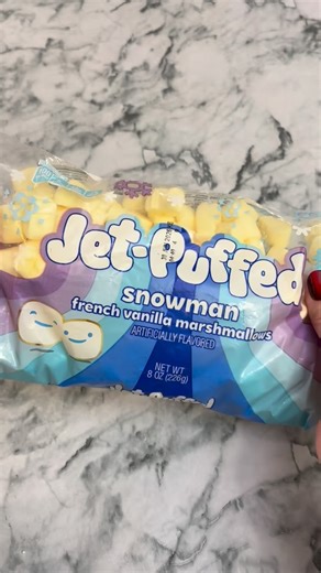 Jet-Puffed Snowman French Vanilla Marshmallows! ☃️ The cutest lil’ marshmallows! They’re so delicious and would make the perfect topper for a cup of cocoa on a chilly snow day. #marshmallow #asmr #asmrfood #foodreview #snowman @kraftjetpuffed @kraftheinz | Scattered Adventures